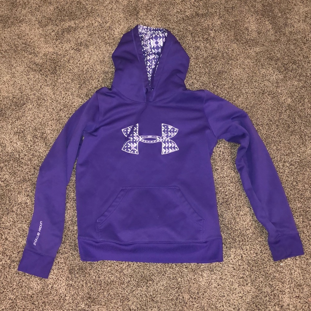 Purple under armour sweatshirt.